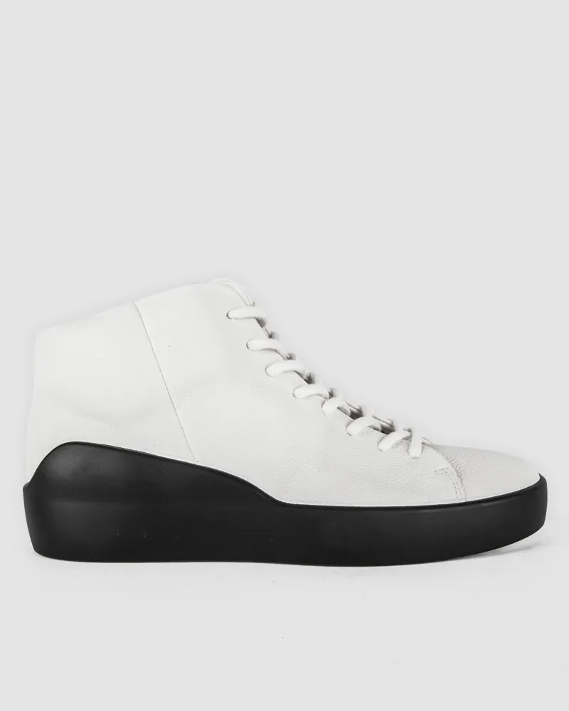 Asger white and black  - Ecco