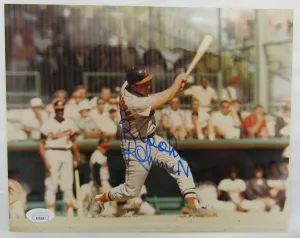 Brooks Robinson Signed 8x10 Photo JSA AX04643