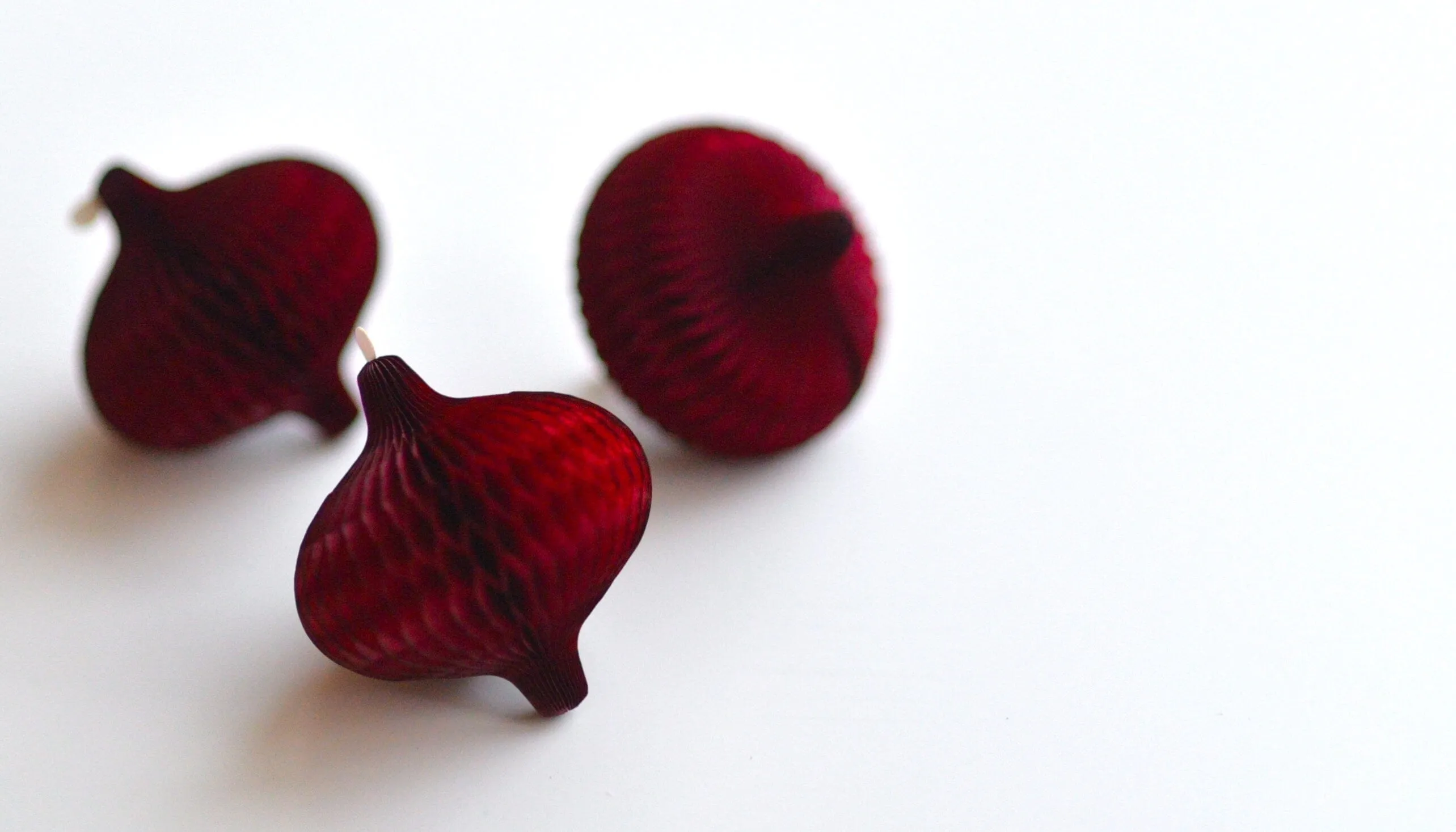 Burgundy mini paper honeycomb baubles - Christmas decorations - 3 baubles set
