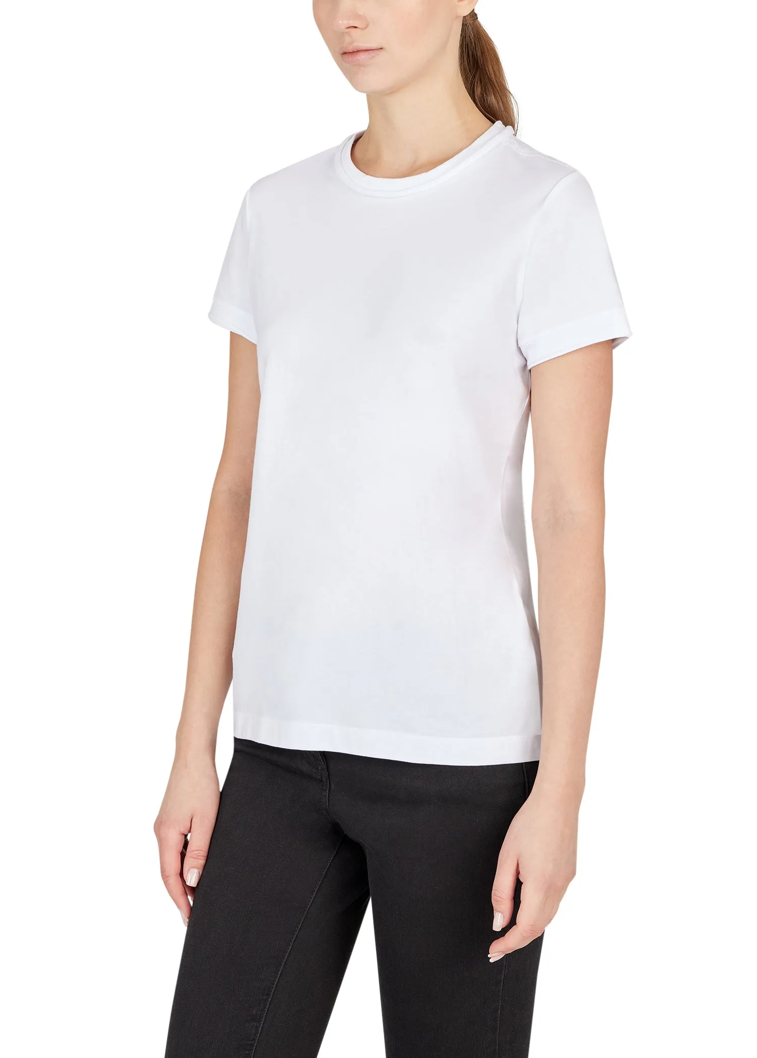 ESSENCE-WHT