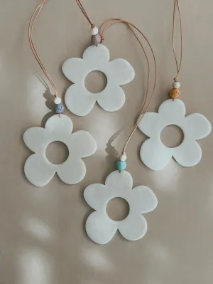 FLOWER ESSENTIAL OIL DIFFUSER