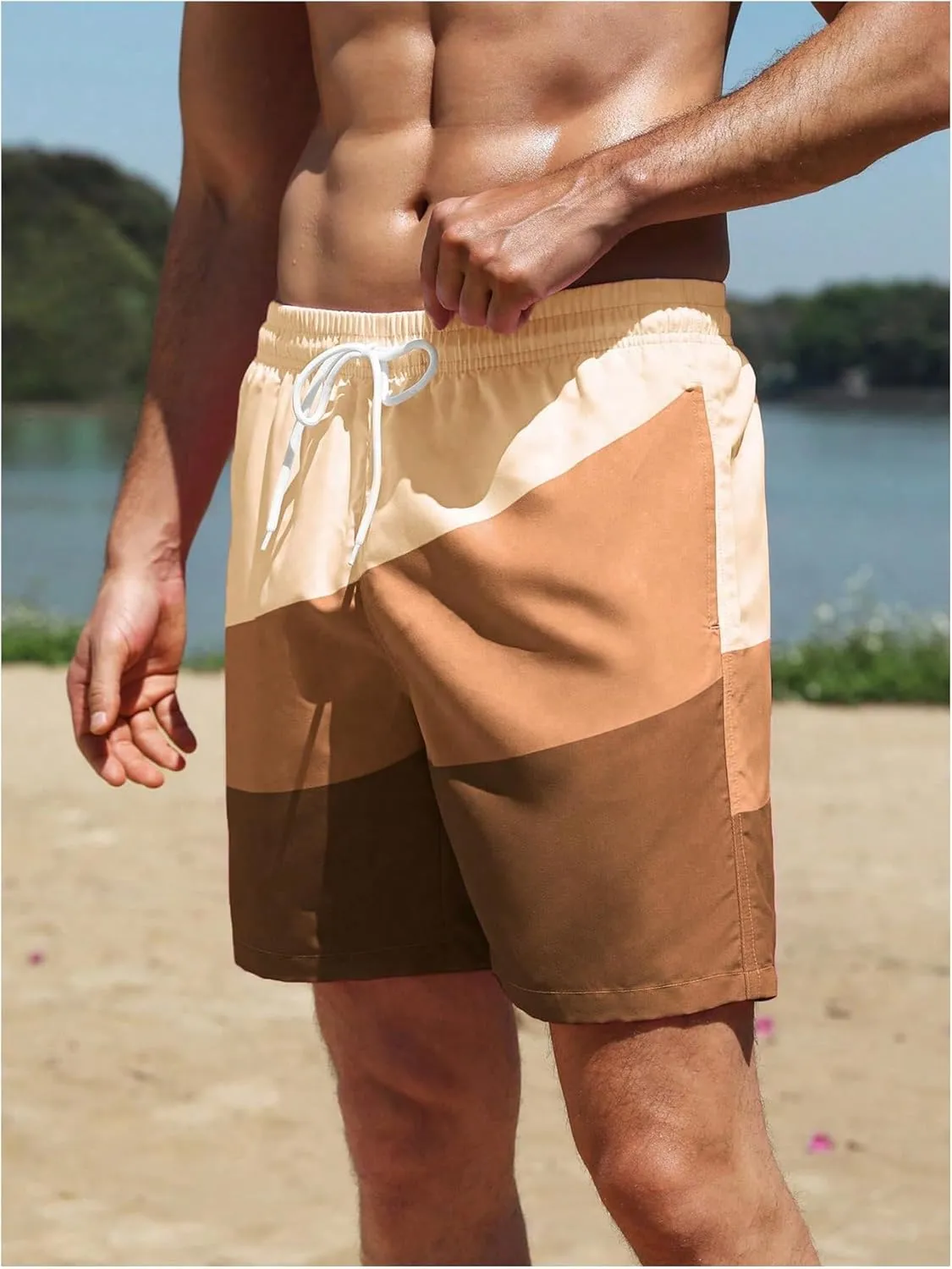 WDIRARA Men's Color Block Beach Shorts Summer Swim Shorts with Drawstring and Pockets